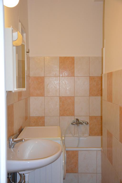 Apartment Aida Praag Kamer foto
