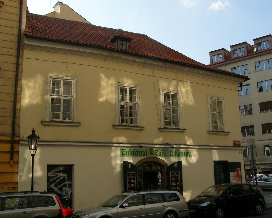Apartment Aida Praag Buitenkant foto